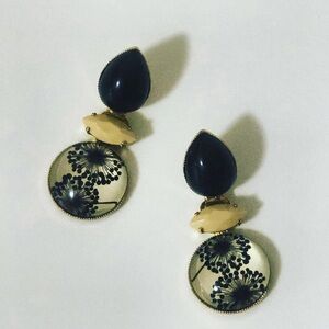 Chic Vintage Glass Black and Gold Floral Ivory Drop Earrings